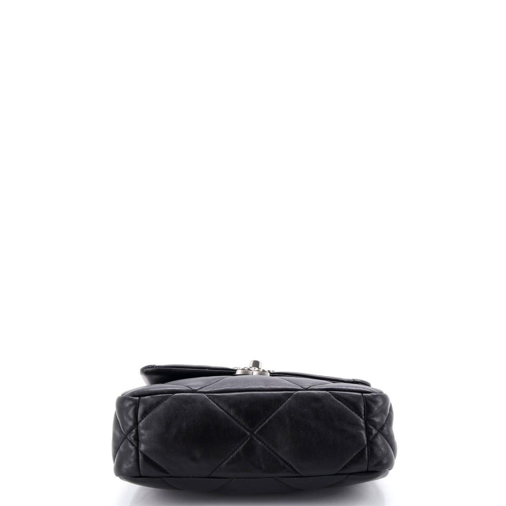 19 Flap Bag Quilted Leather Medium