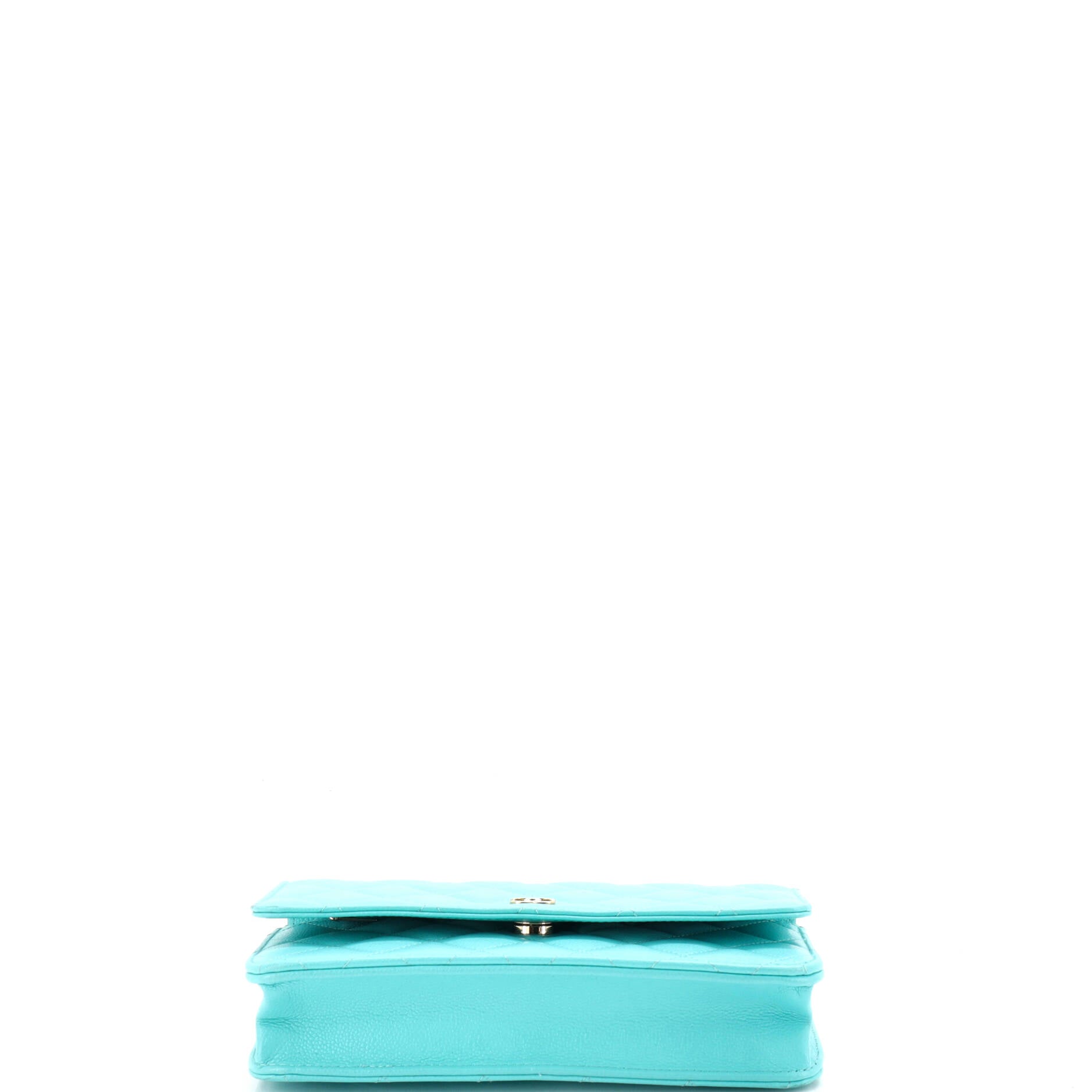 Wallet on Chain Quilted Caviar