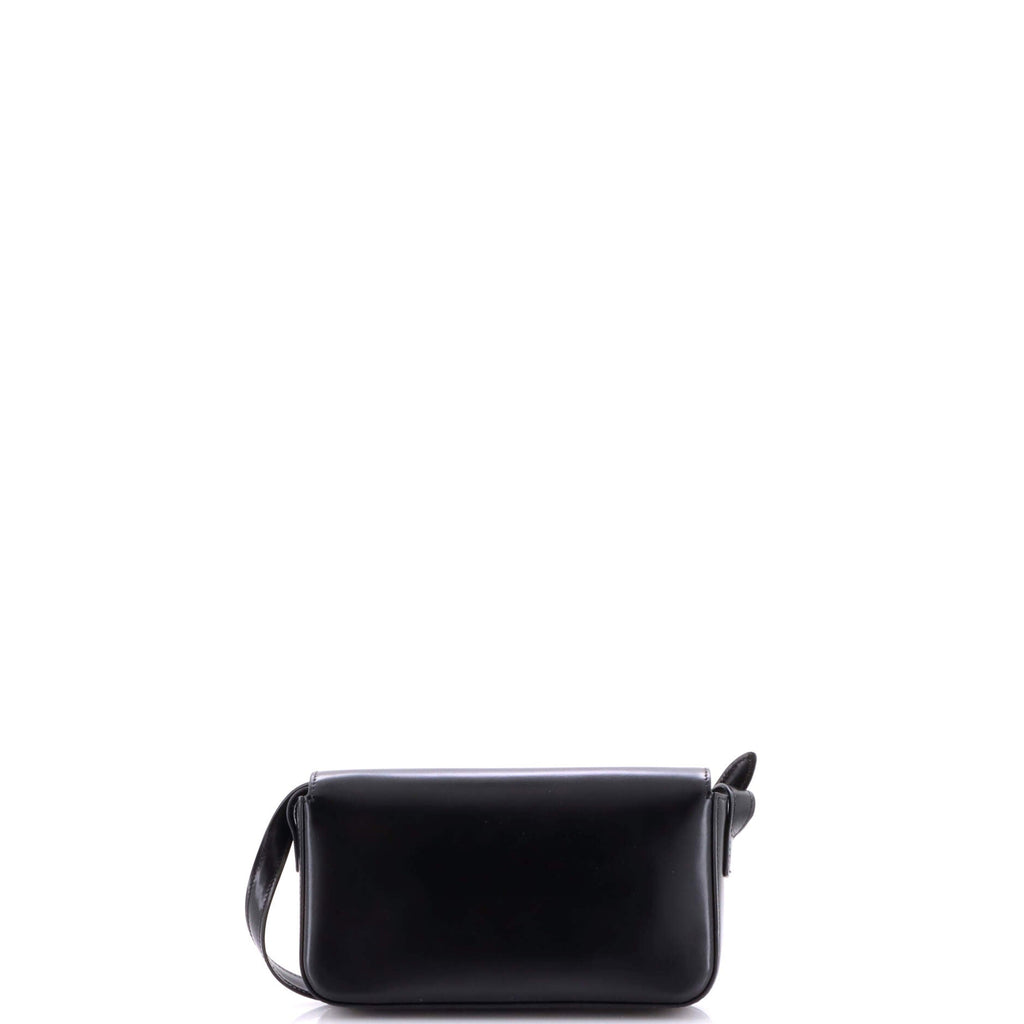 Triomphe East-West Shoulder Bag Smooth Calfskin
