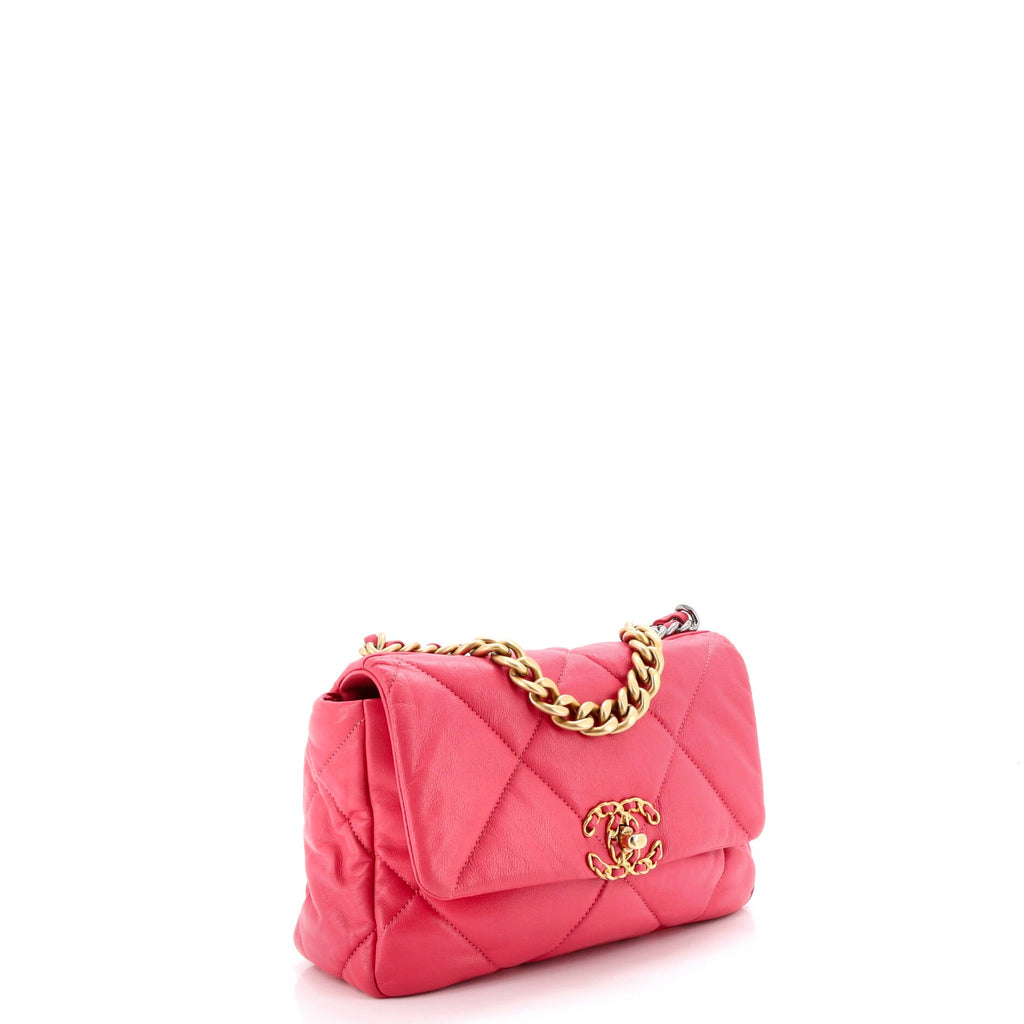 19 Flap Bag Quilted Leather Medium