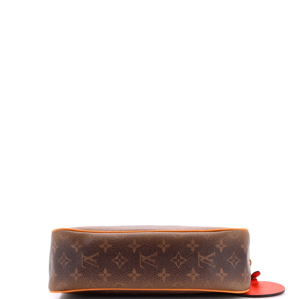 Pochette Accessoires NM Monogram Dust Leather XL