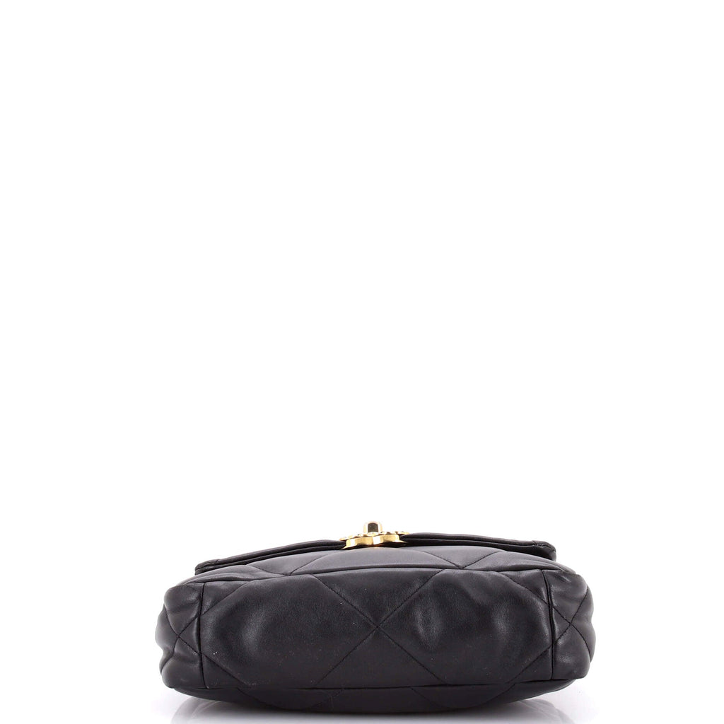 19 Flap Bag Quilted Leather Medium