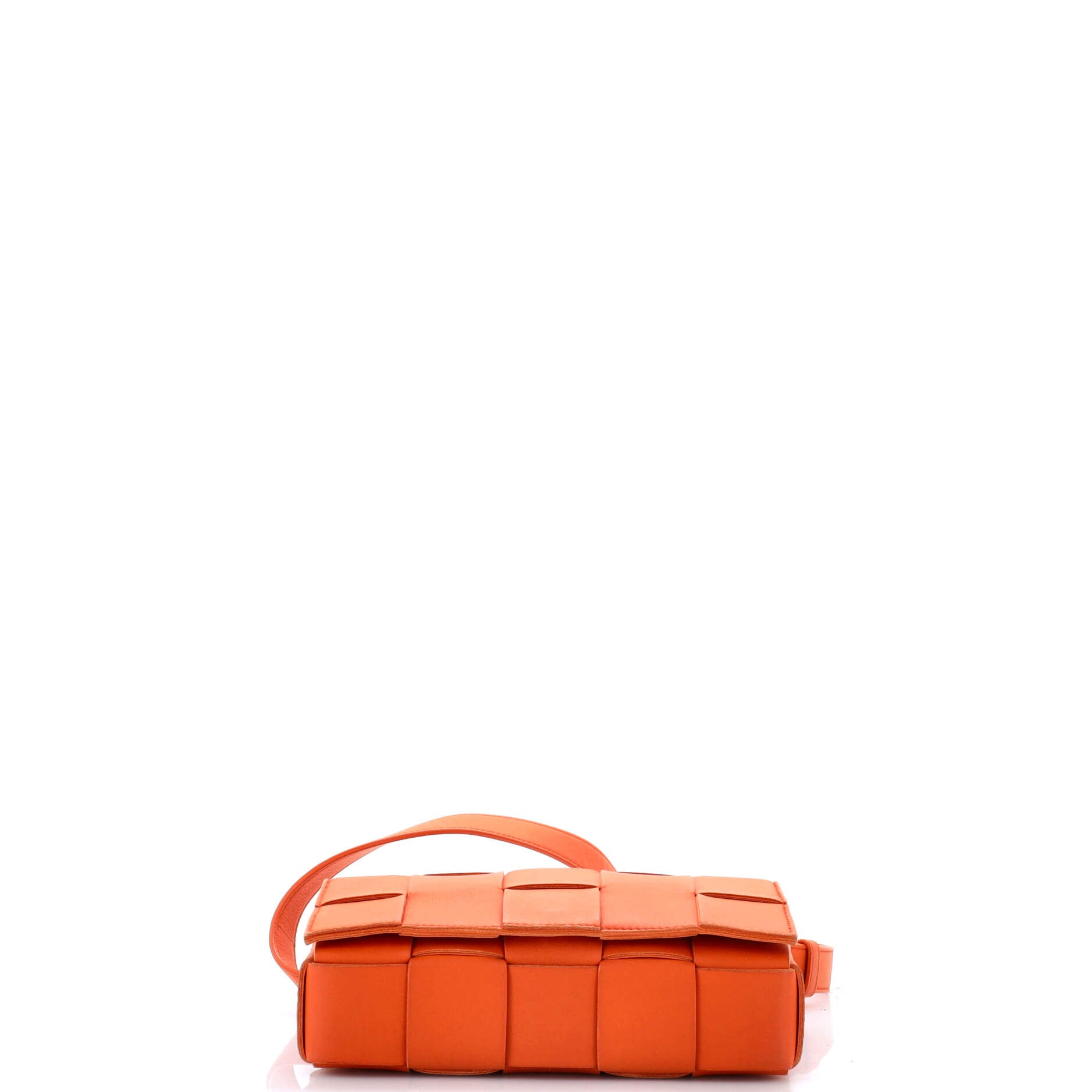Cassette Crossbody Bag Maxi Intrecciato Leather Small