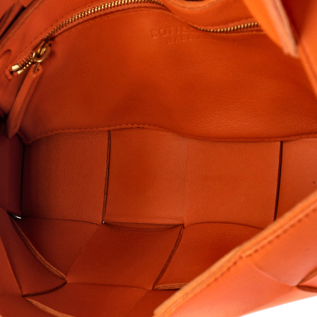 Cassette Crossbody Bag Maxi Intrecciato Leather Small