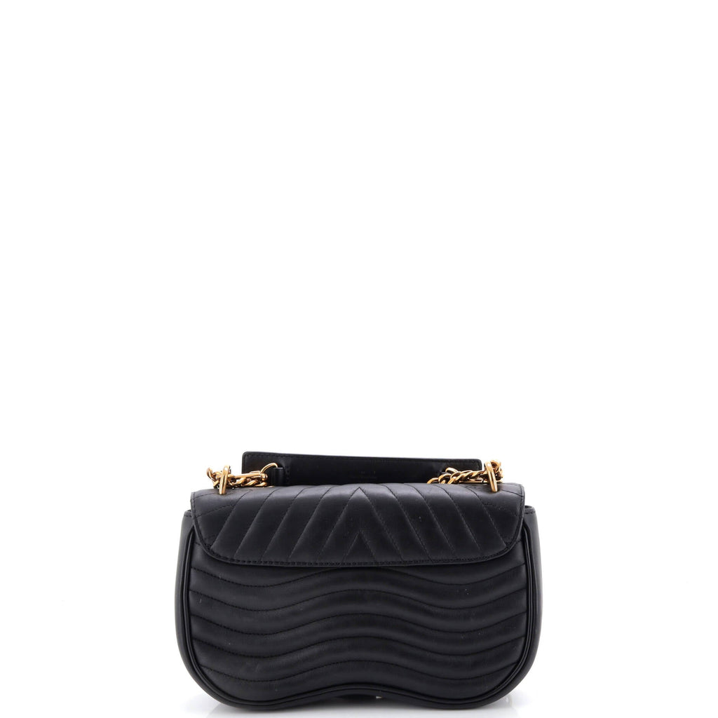 New Wave Chain Bag Quilted Leather MM