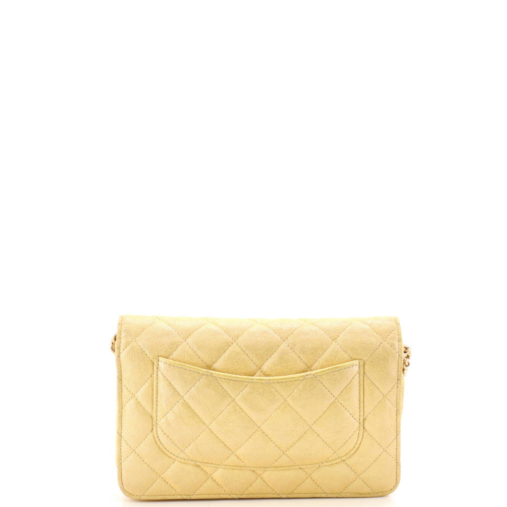 Wallet on Chain Quilted Caviar