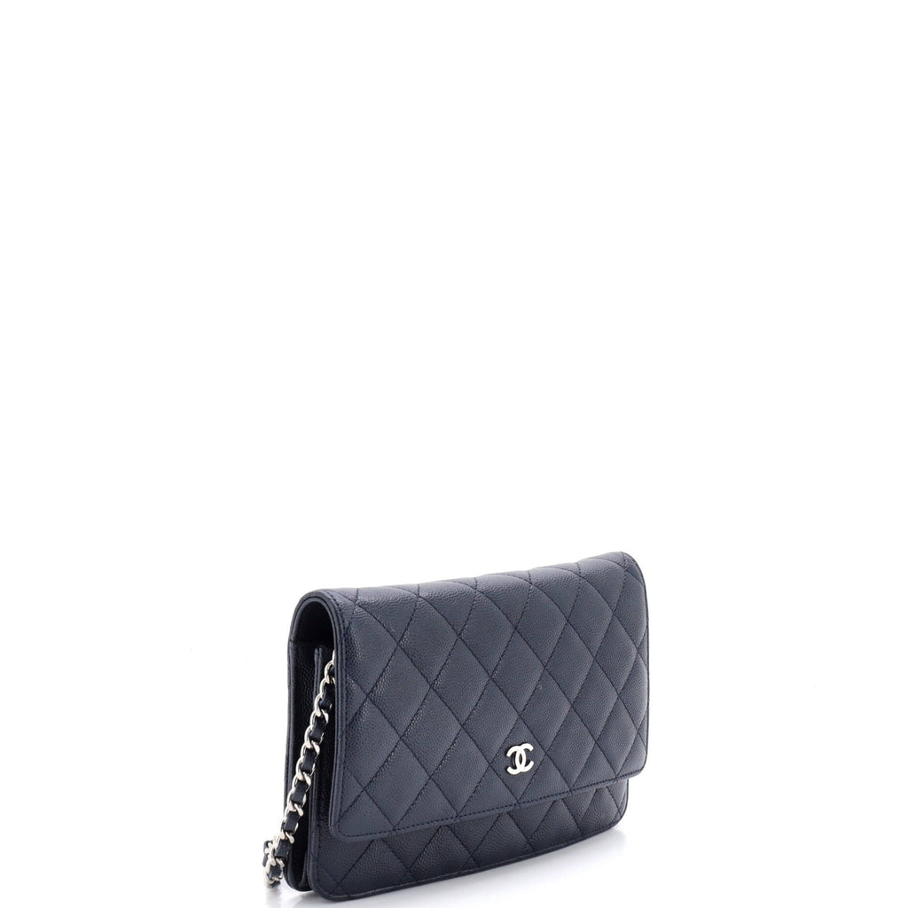 Wallet on Chain Quilted Caviar
