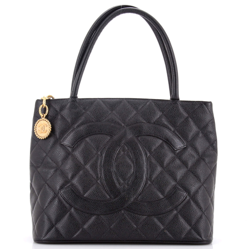 Medallion Tote Quilted Caviar