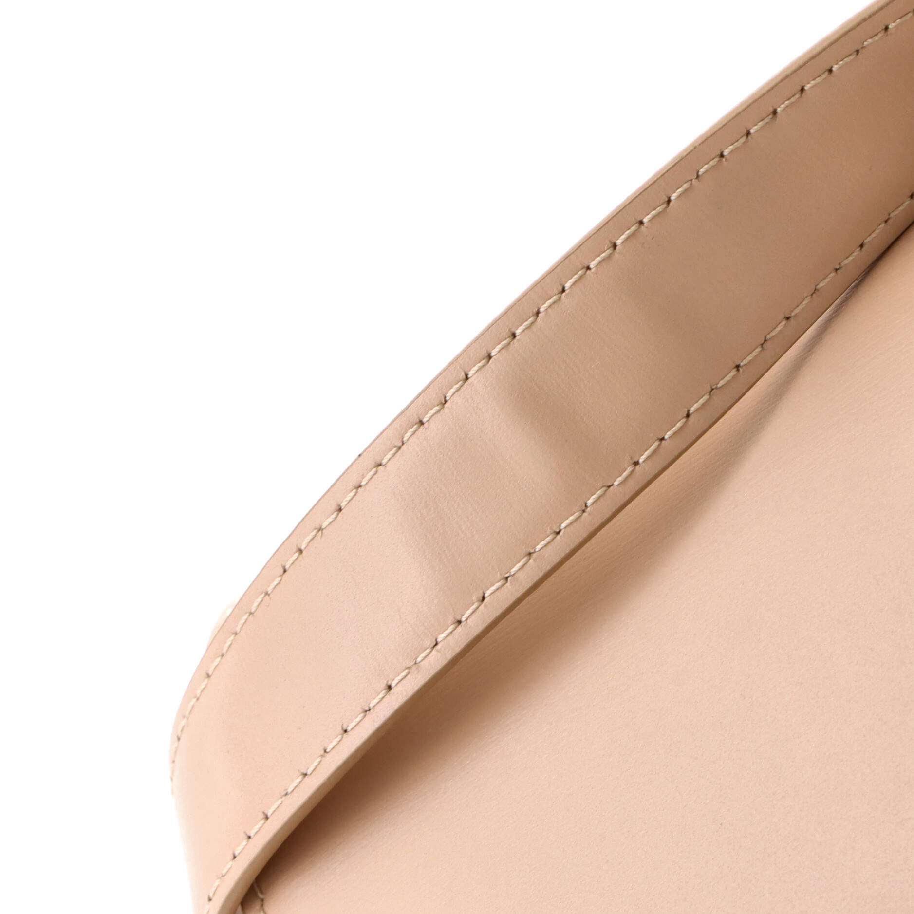 Triomphe Shoulder Bag Smooth Calfskin Medium