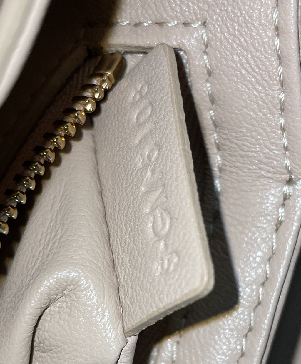 Triomphe Shoulder Bag Smooth Calfskin Medium