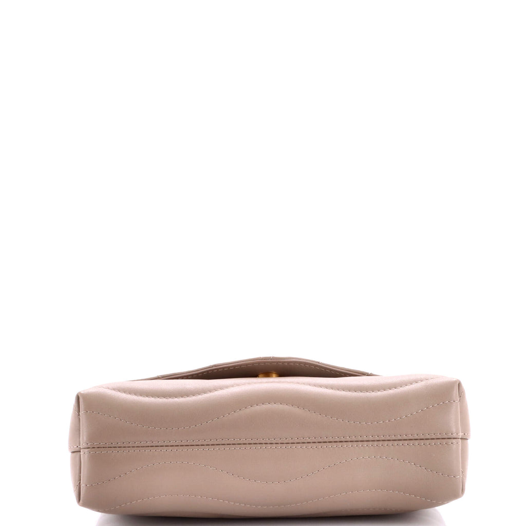 New Wave Chain Bag NM Quilted Leather MM