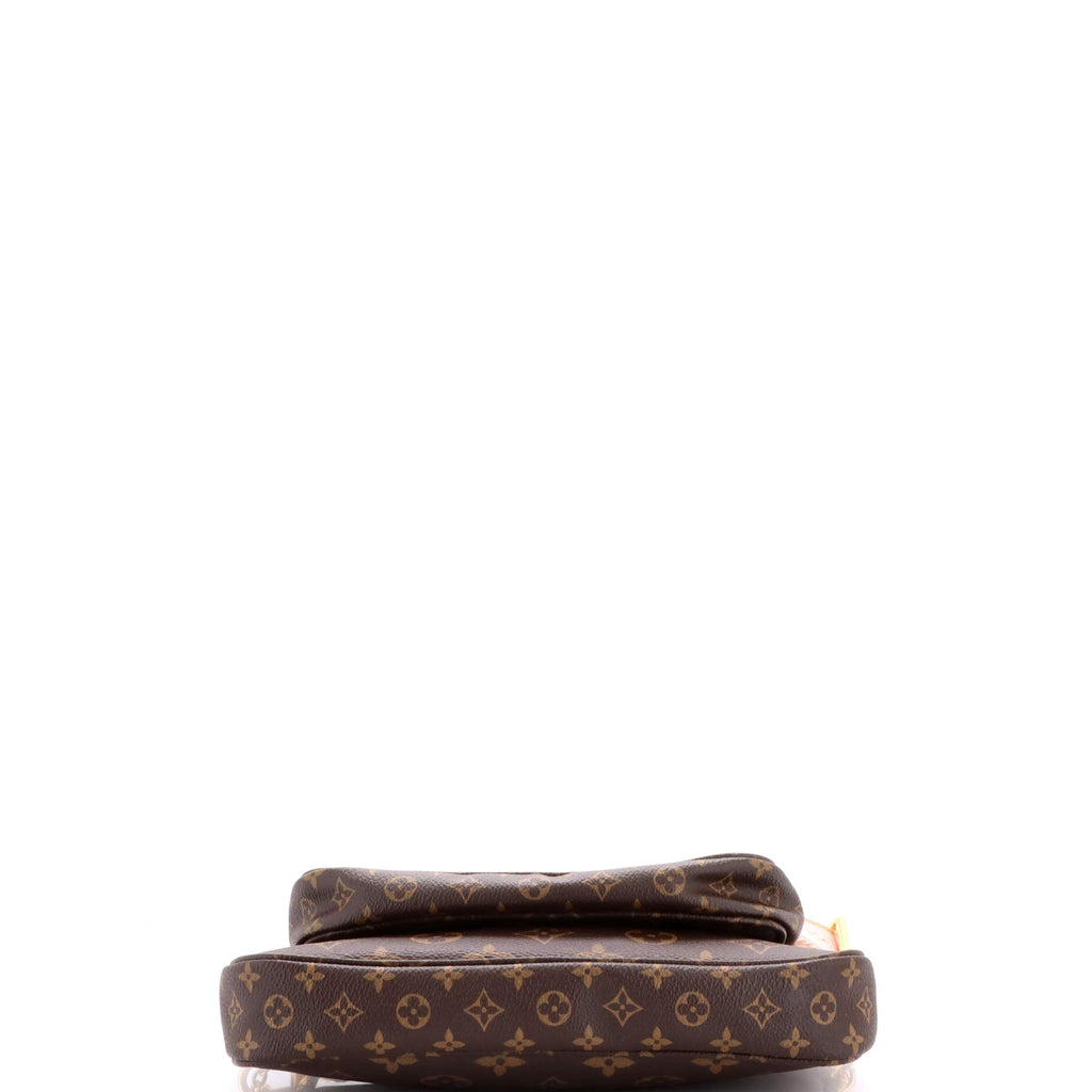 Multi Pochette Accessoires Monogram Canvas