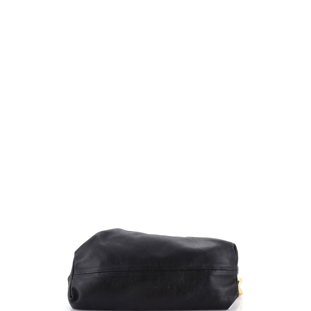 The Chain Pouch Leather