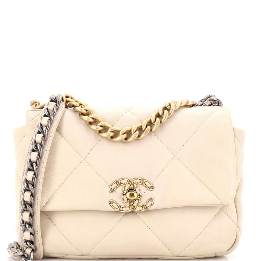 19 Flap Bag Quilted Leather Medium
