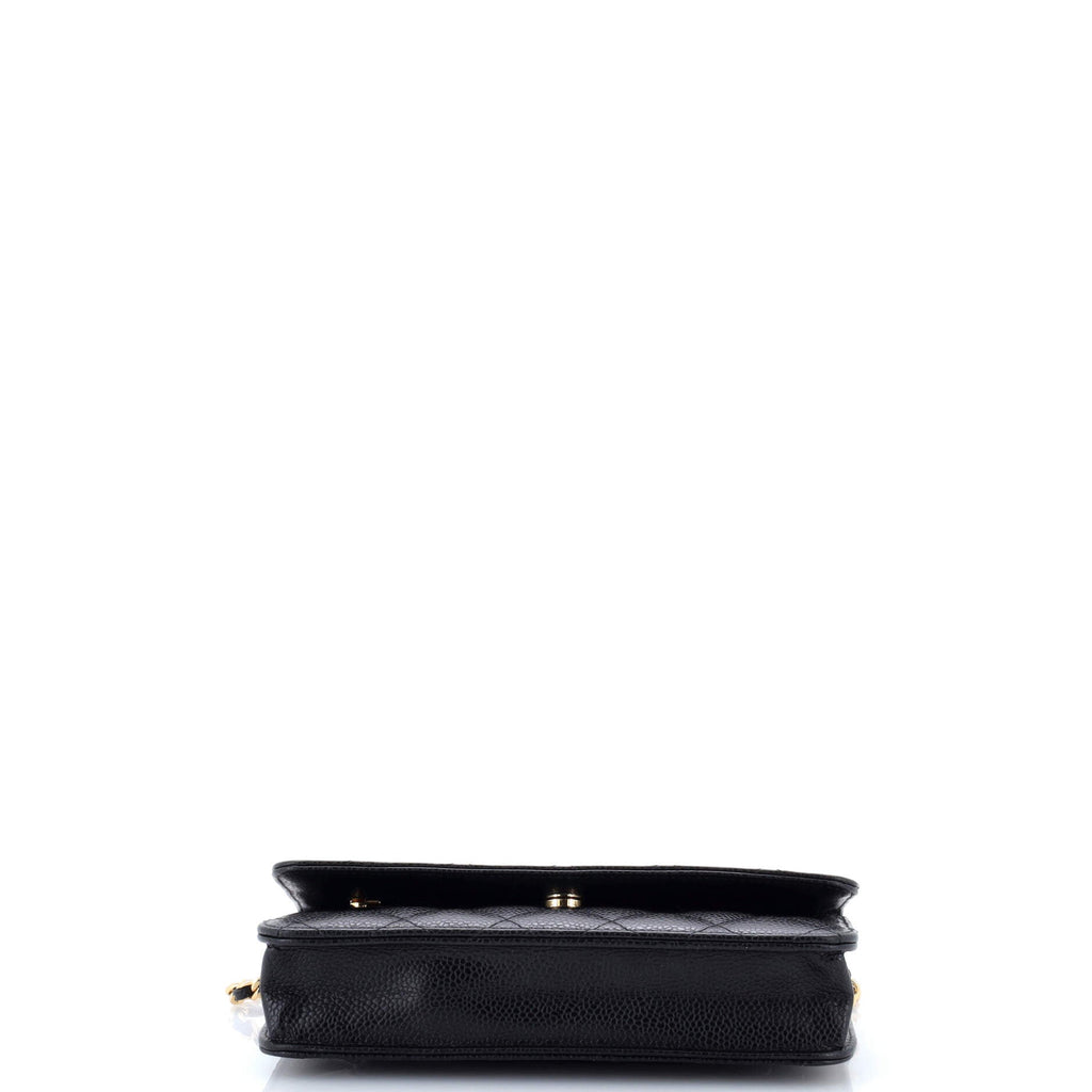 Wallet on Chain Quilted Caviar