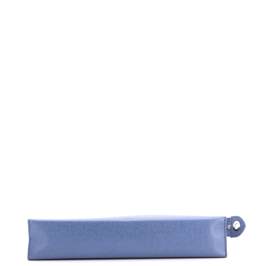 Pochette Voyage Taiga Leather MM