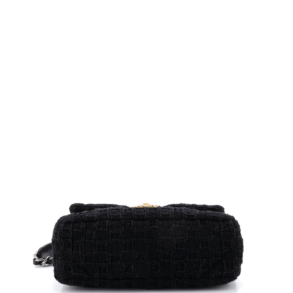 19 Flap Bag Quilted Tweed Medium