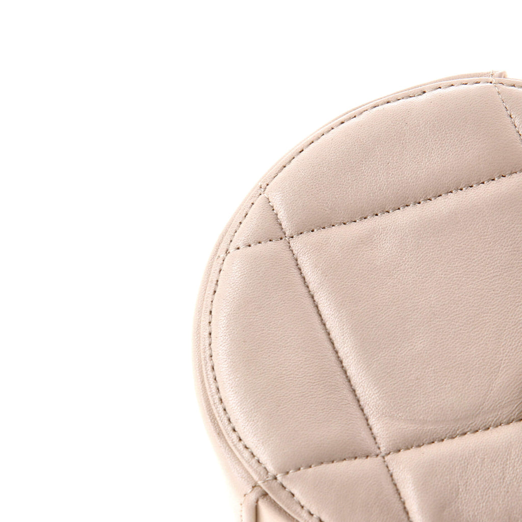 19 Round Clutch with Chain Quilted Leather