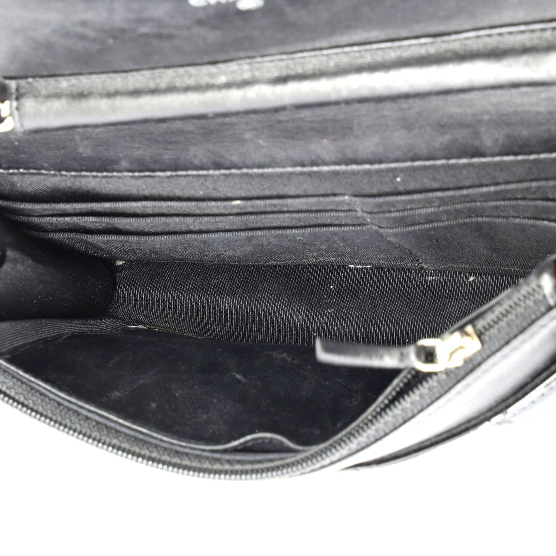 Wallet on Chain Quilted Patent