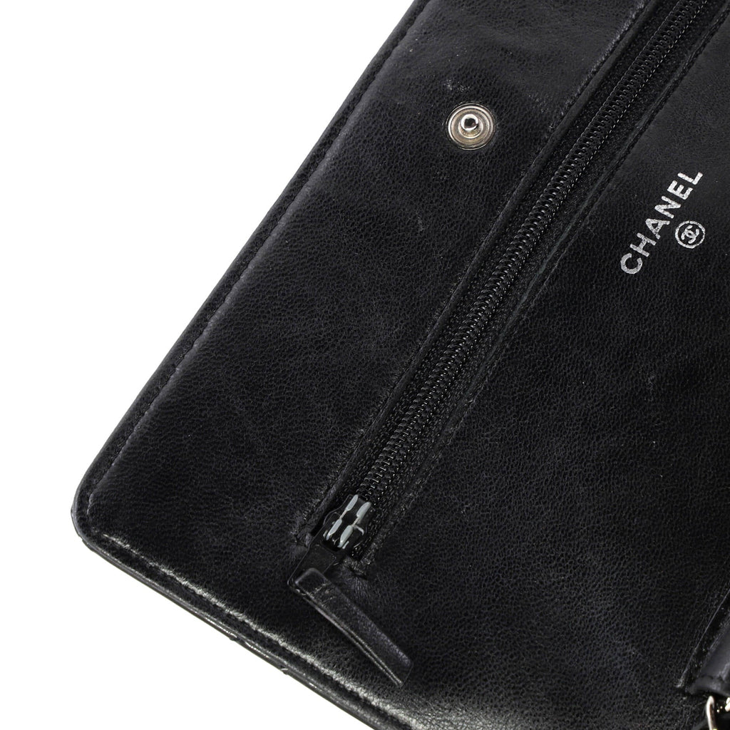 Wallet on Chain Quilted Patent