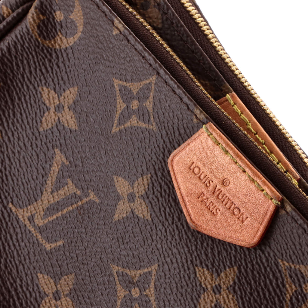 Multi Pochette Accessoires Monogram Canvas