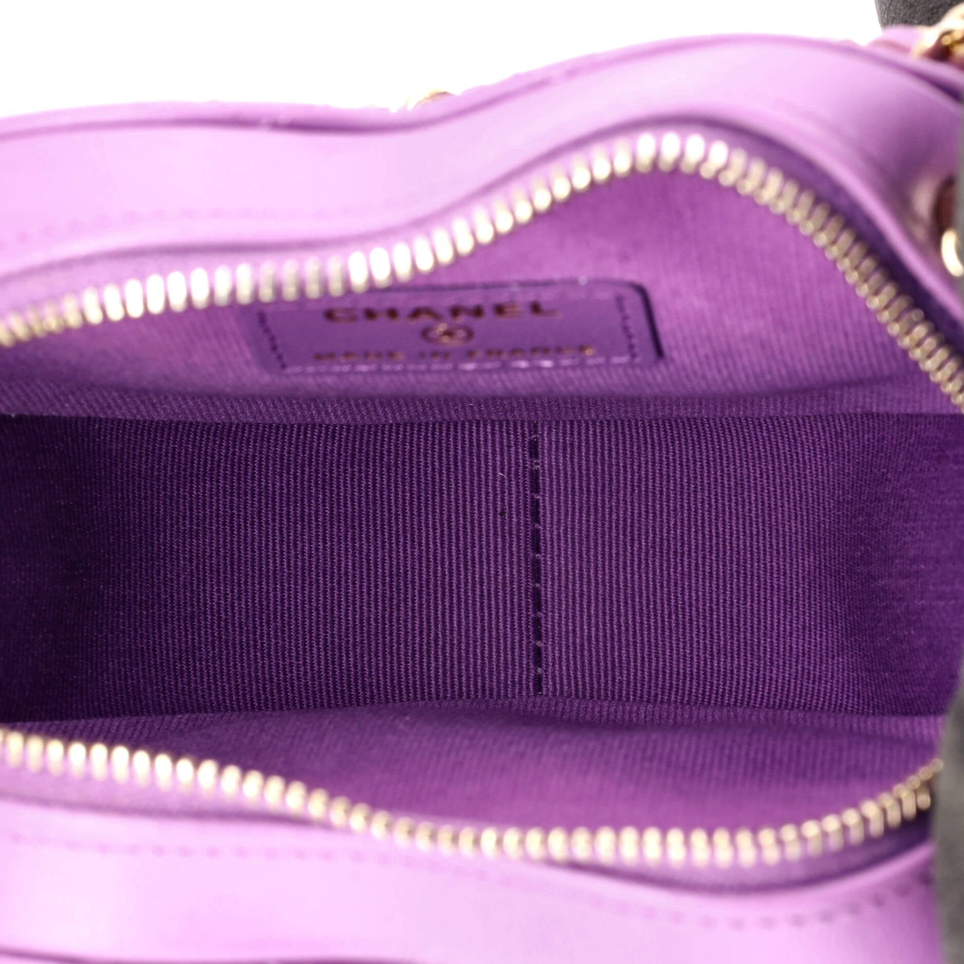 CC in Love Heart Clutch with Chain Quilted Lambskin