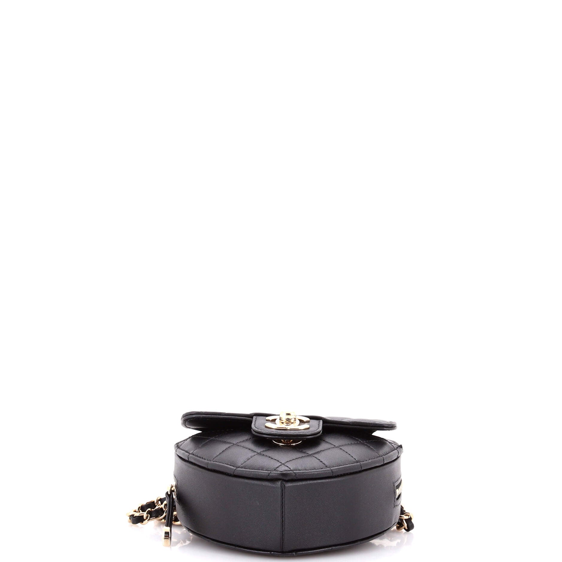 CC in Love Heart Clutch with Chain Quilted Lambskin