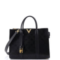 Very Tote Monogram Leather MM