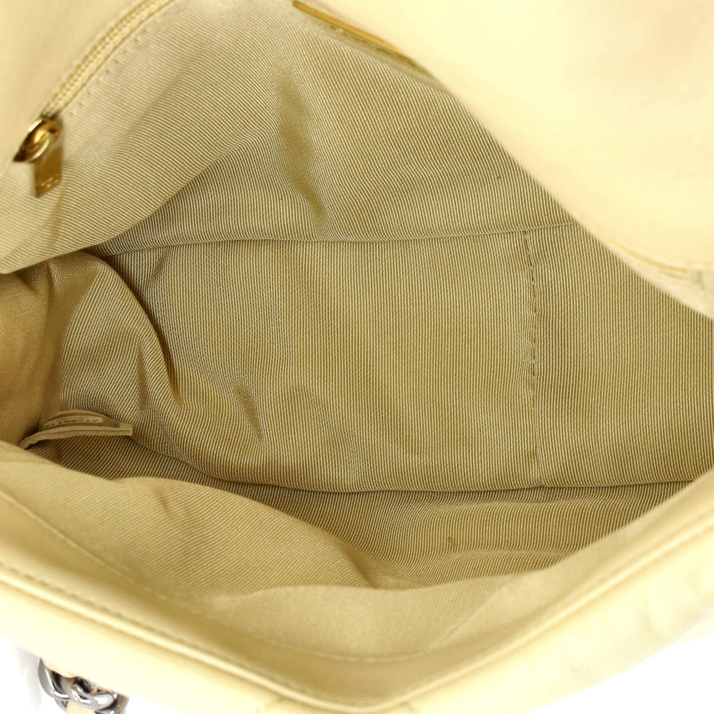 19 Flap Bag Quilted Leather Medium