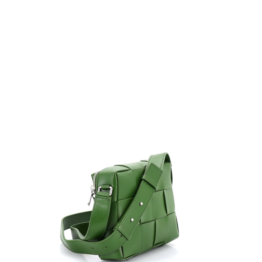 Cassette Zip Camera Crossbody Bag Maxi Intrecciato Leather