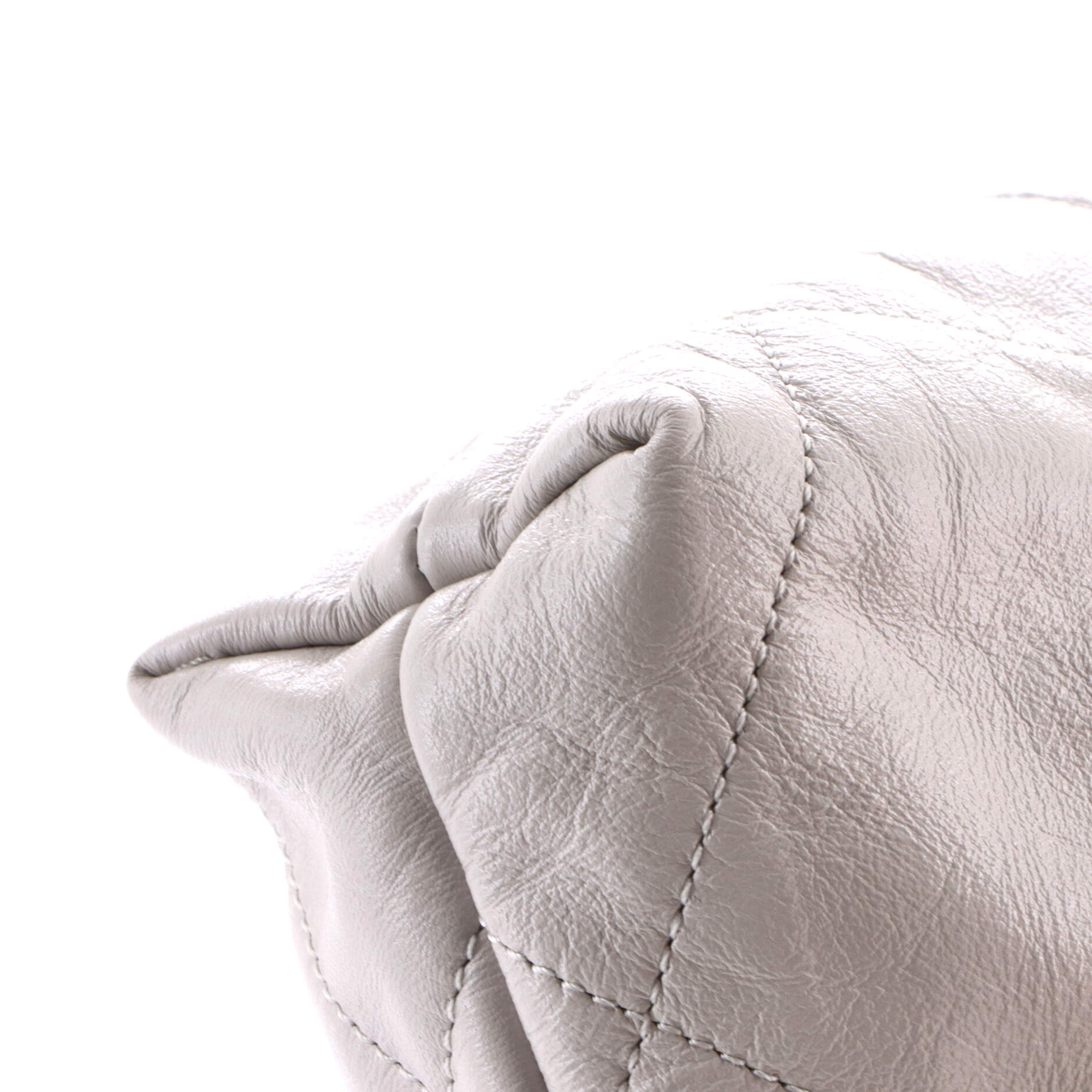 22 Chain Hobo Quilted Calfskin Mini