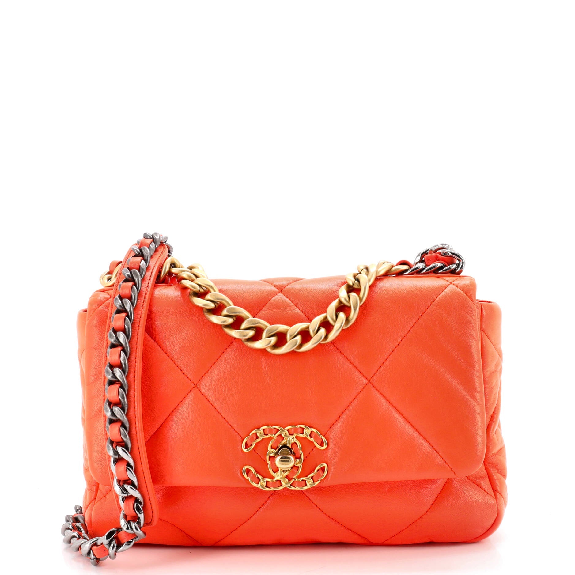 19 Flap Bag Quilted Leather Medium