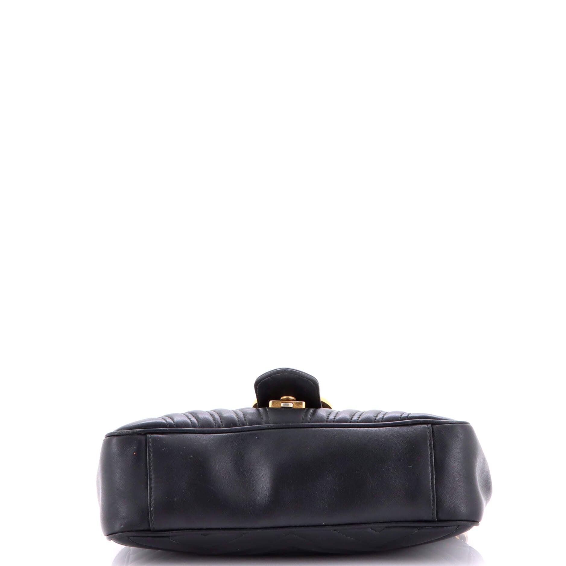 GG Marmont Flap Bag Matelasse Leather Medium
