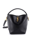 Le 37 Bucket Bag Leather