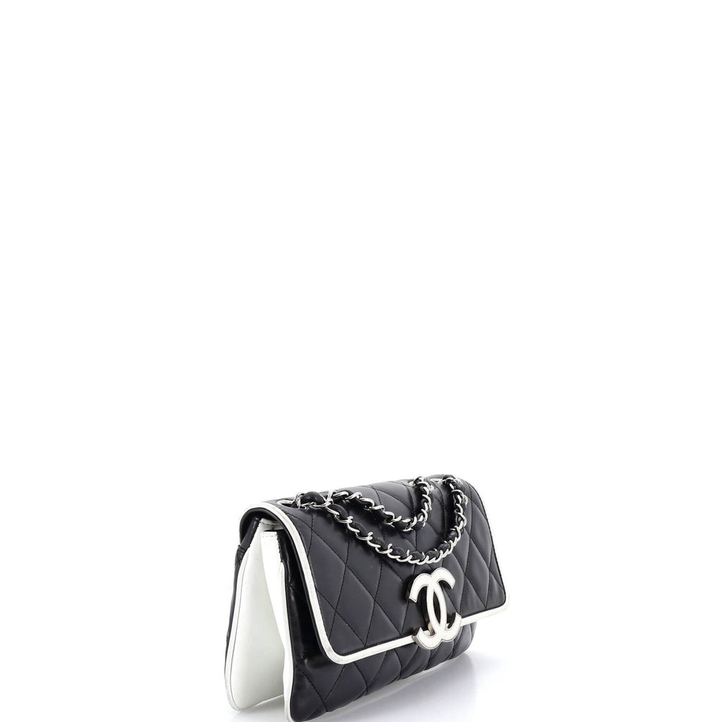 Divine Flap Bag Quilted Lambskin Medium