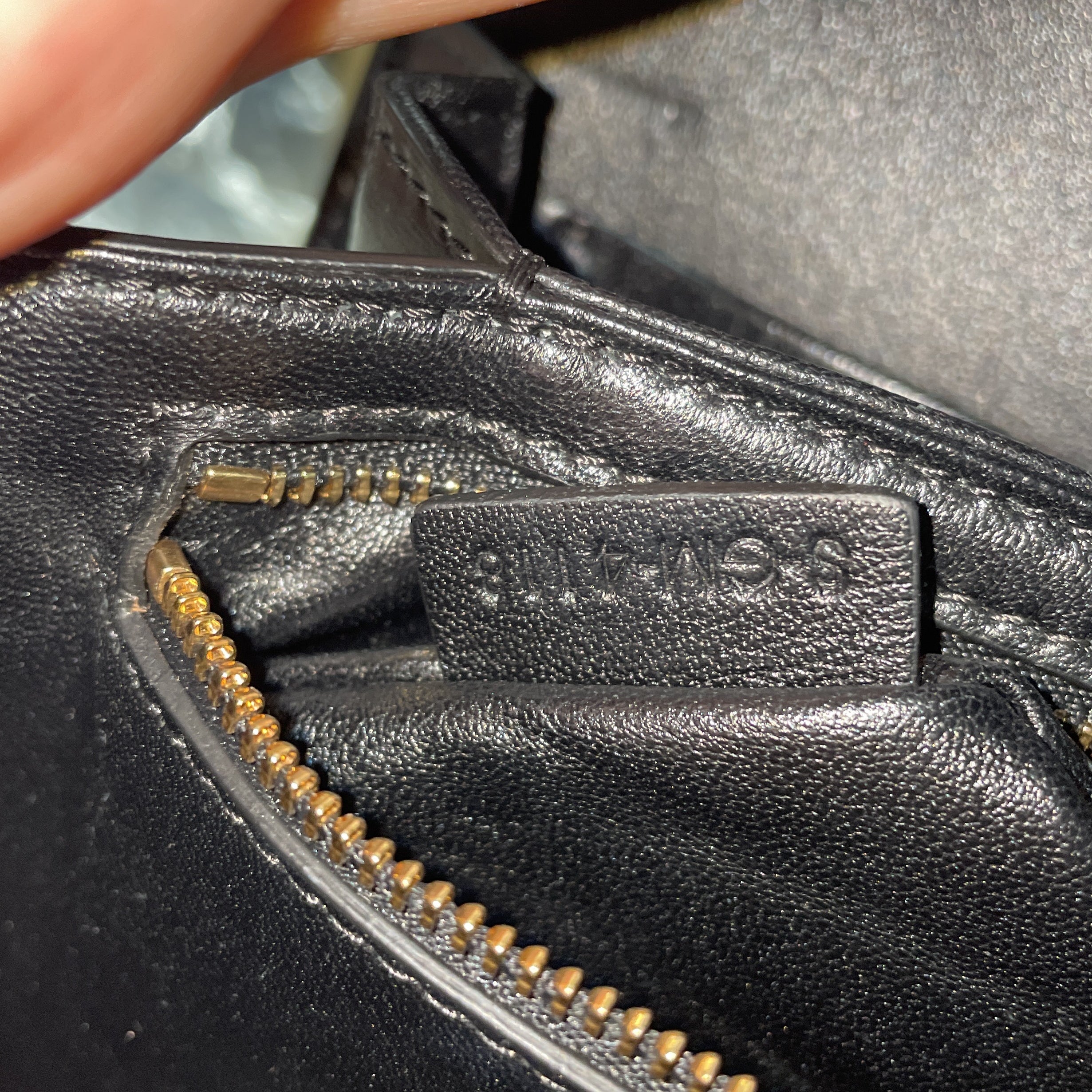 Triomphe Shoulder Bag Smooth Calfskin Medium
