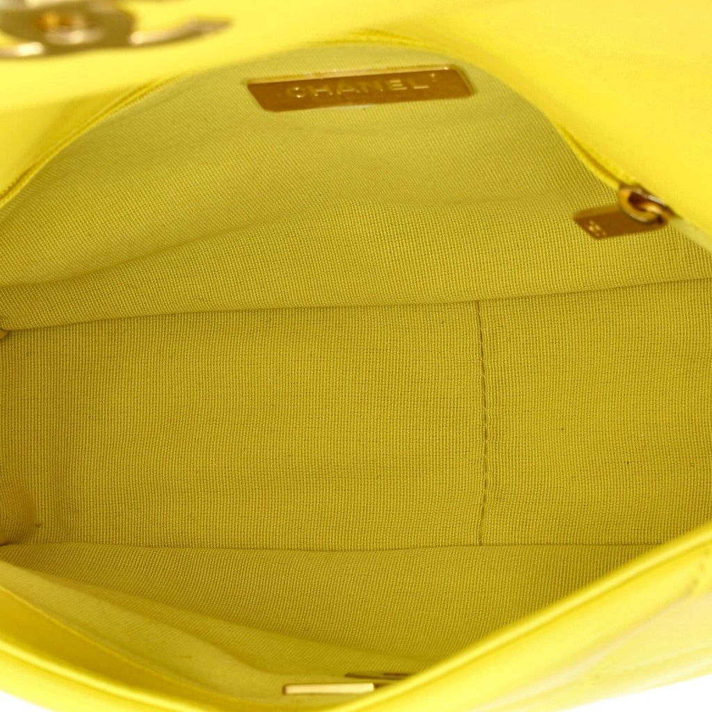 19 Flap Bag Quilted Leather Medium