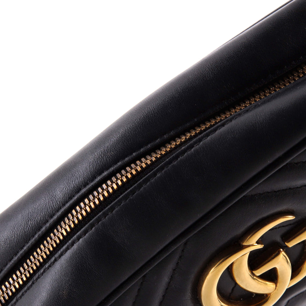 GG Marmont Shoulder Bag Matelasse Leather Small
