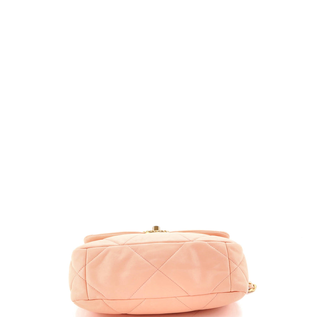 19 Flap Bag Quilted Leather Medium