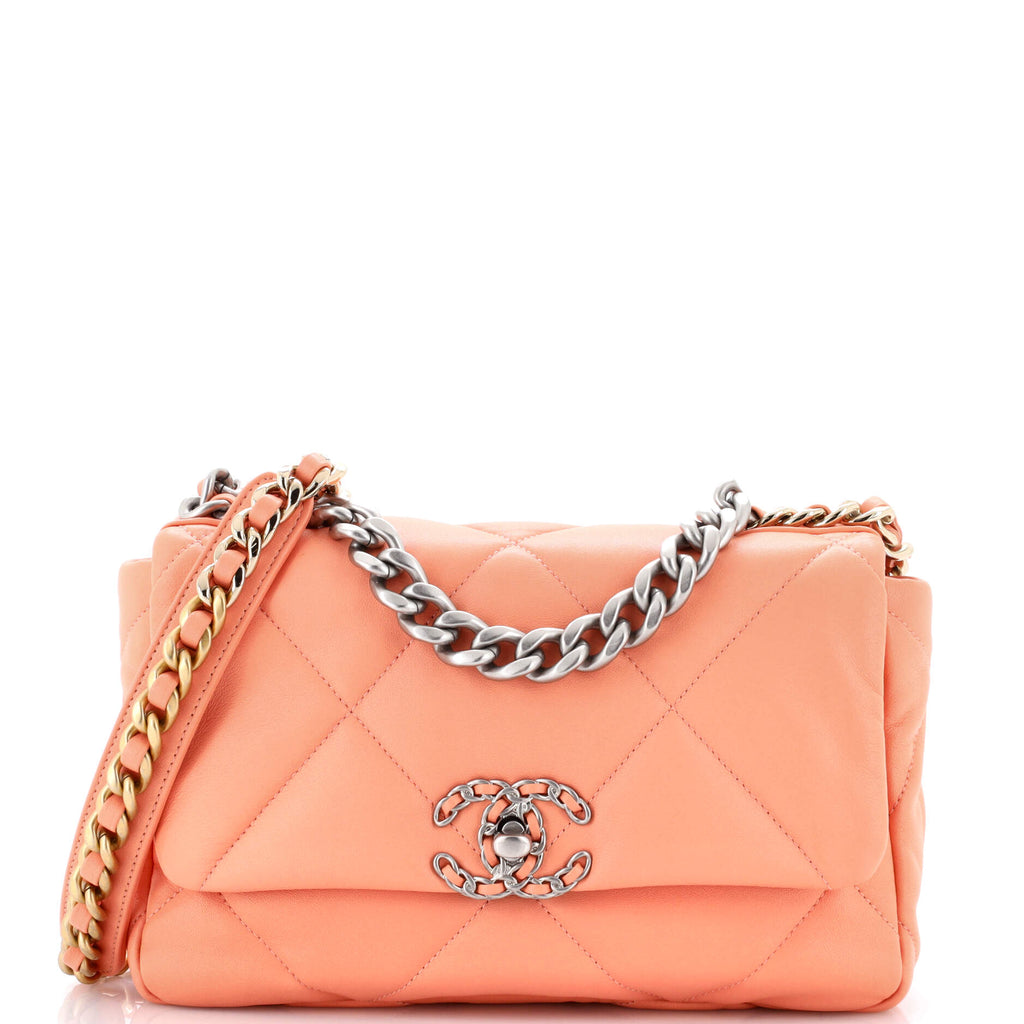 19 Flap Bag Quilted Leather Medium