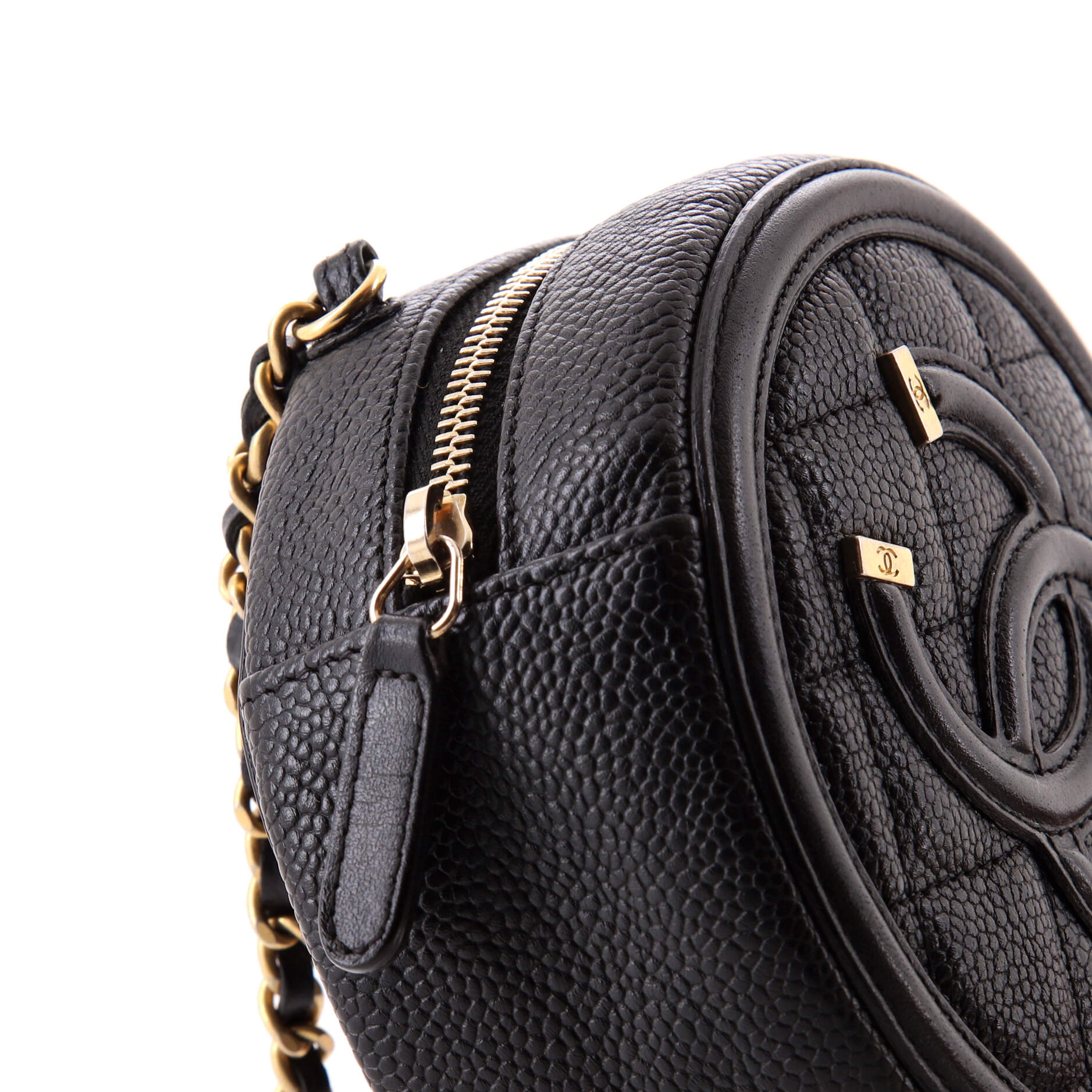 Filigree Round Clutch with Chain Quilted Caviar Mini