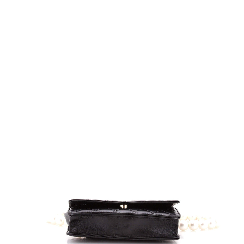 Pearl Strap CC Wallet on Chain Quilted Calfskin