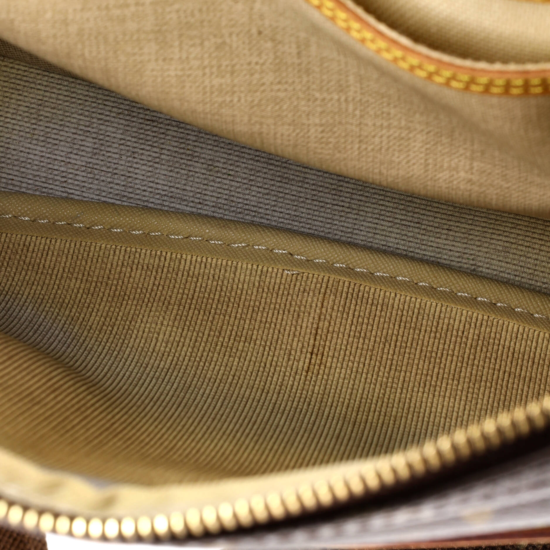 Reporter Bag Monogram Canvas PM
