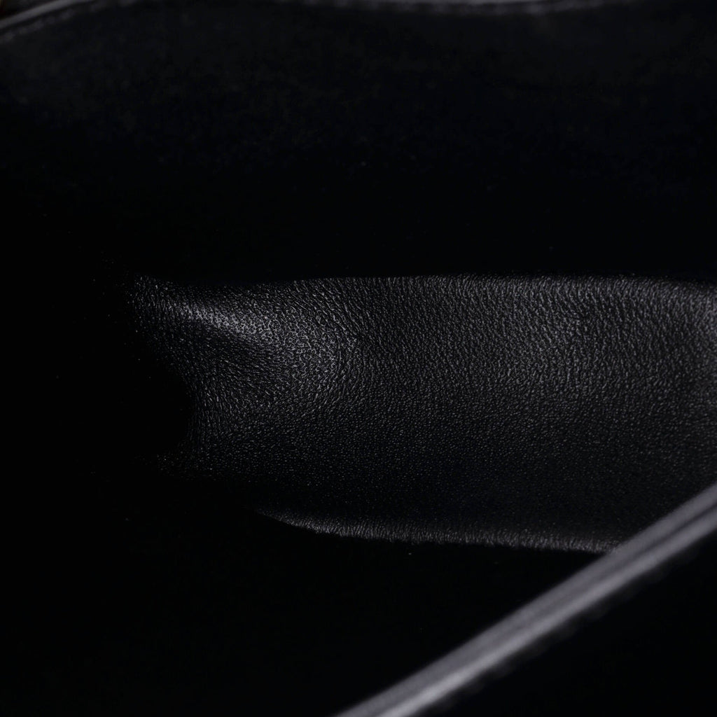 Triomphe Shoulder Bag Smooth Calfskin Teen