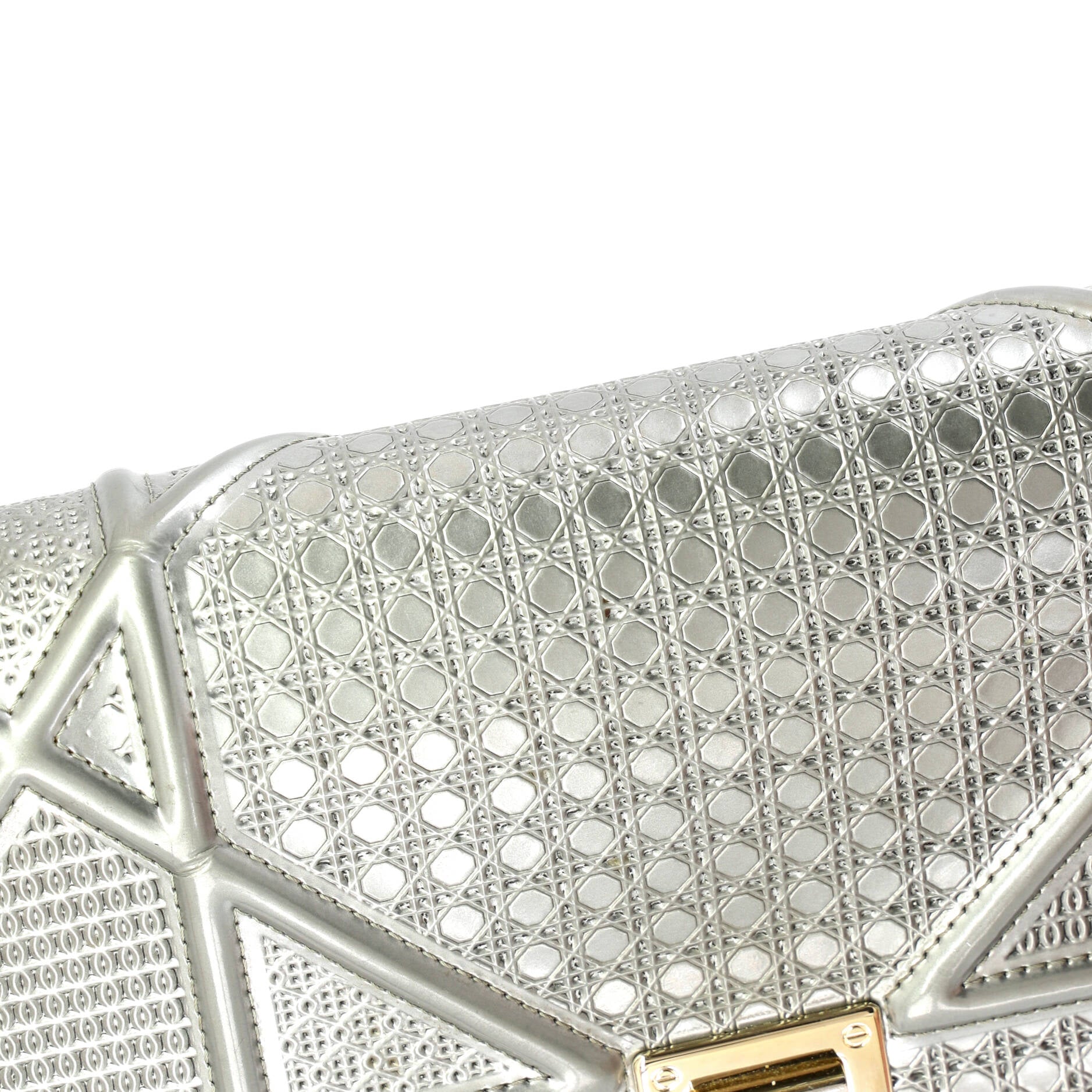 Diorama Wallet on Chain Cannage Embossed Calfskin