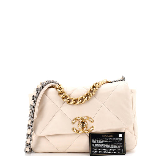 19 Flap Bag Quilted Leather Medium
