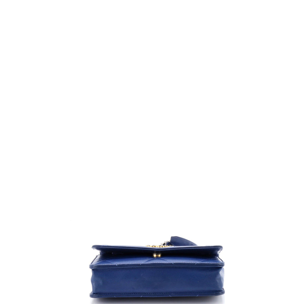 19 Wallet on Chain Quilted Lambskin