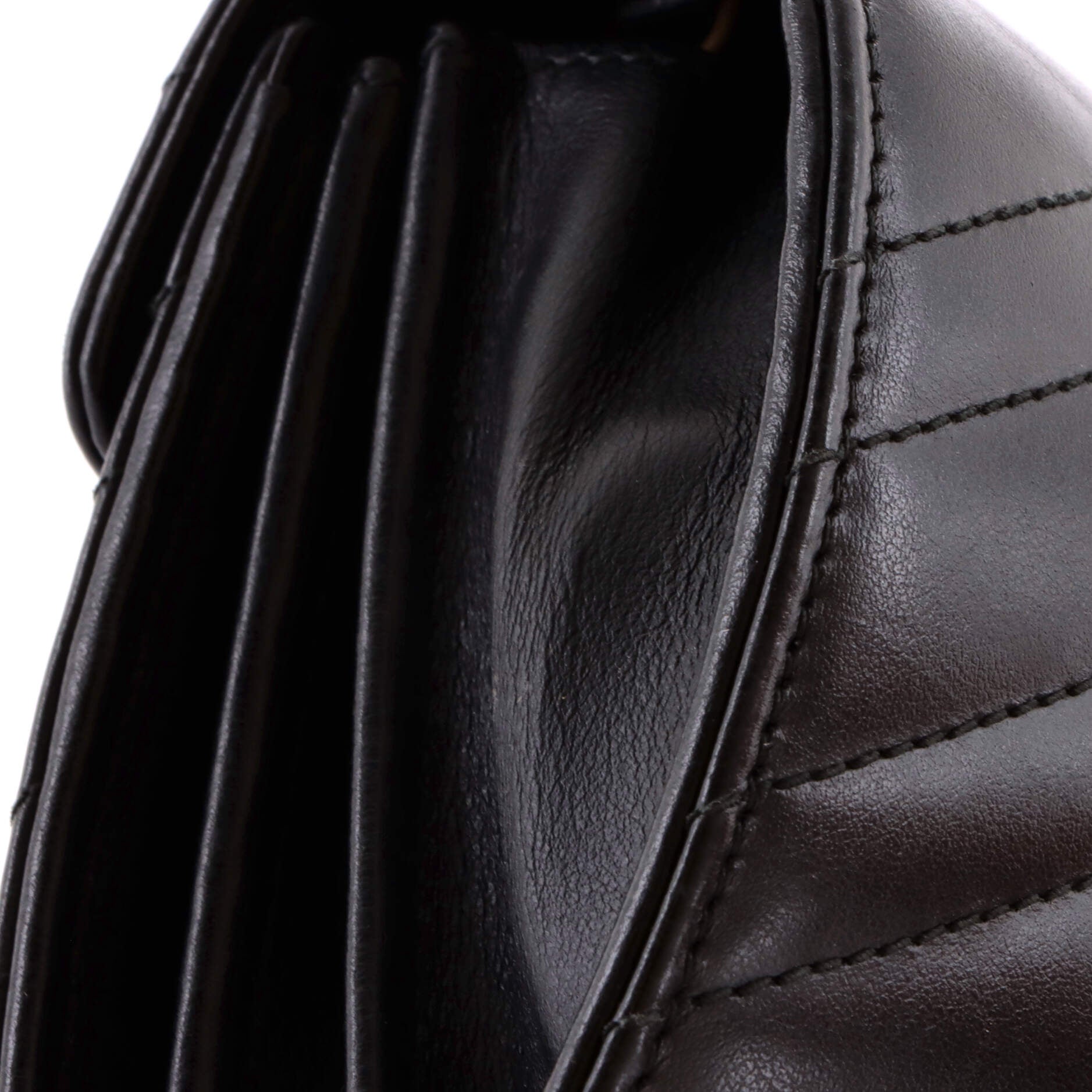 GG Marmont Chain Wallet Matelasse Leather Mini