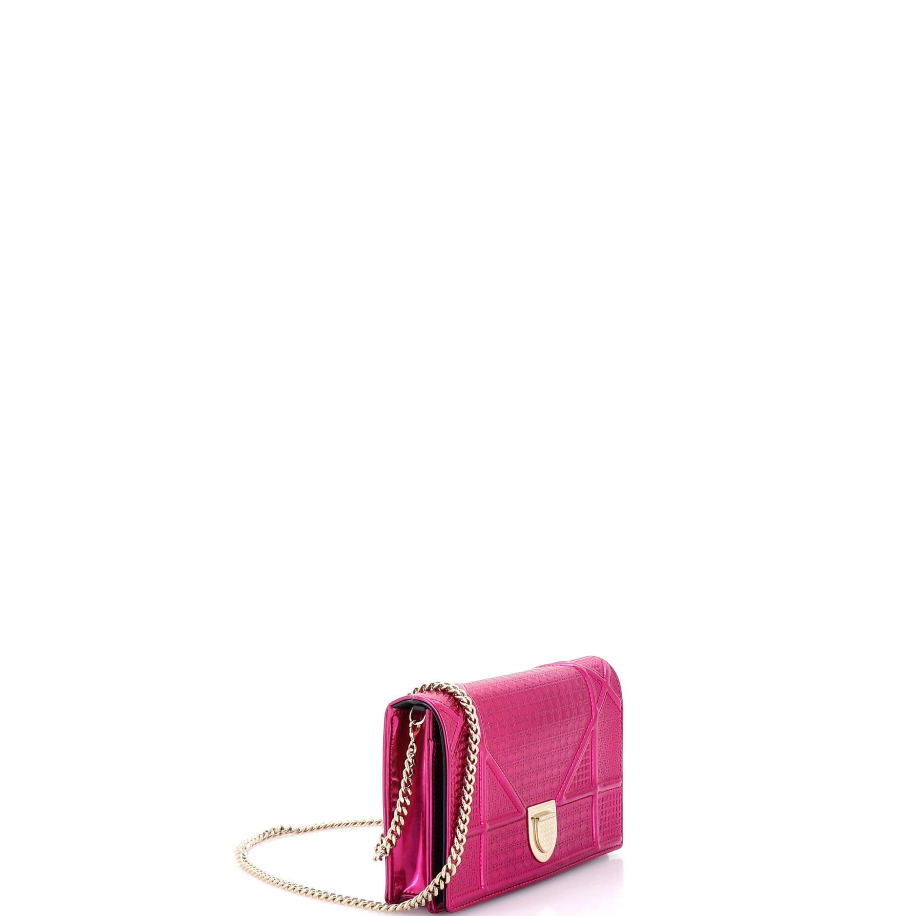 Diorama Wallet on Chain Cannage Embossed Calfskin