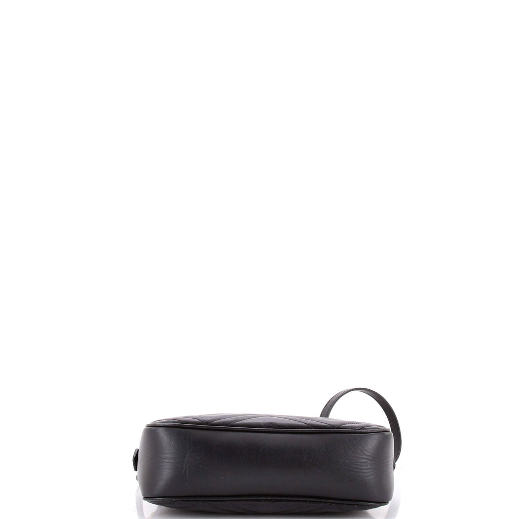 GG Marmont Shoulder Bag Matelasse Leather Small